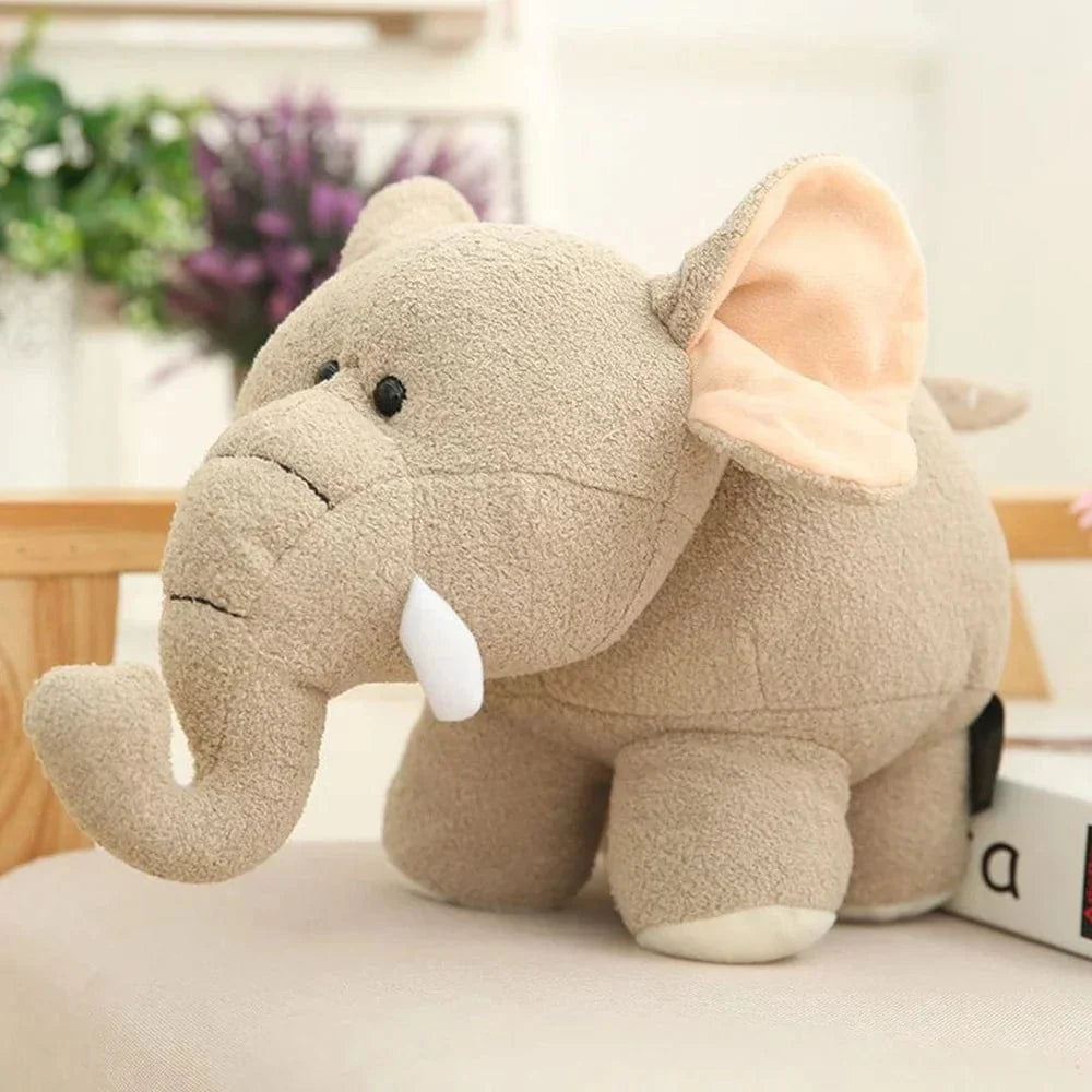 Peluche éléphant petit et tout doux