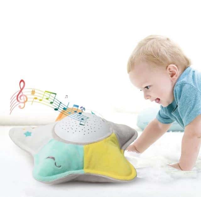Peluche étoile souriante douce nuit enfant rêveur