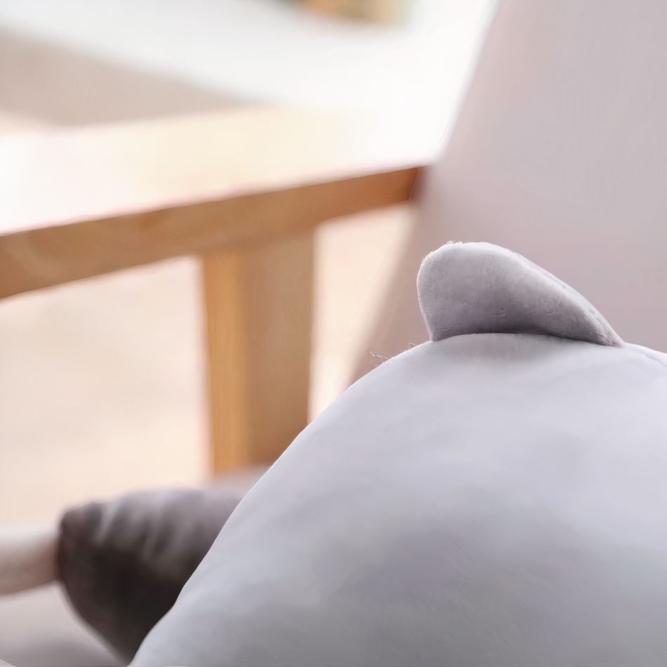 Peluche paresseux gris doux enfant cocooning hiver