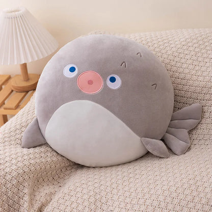 Peluche squishmallow poisson ballon gris