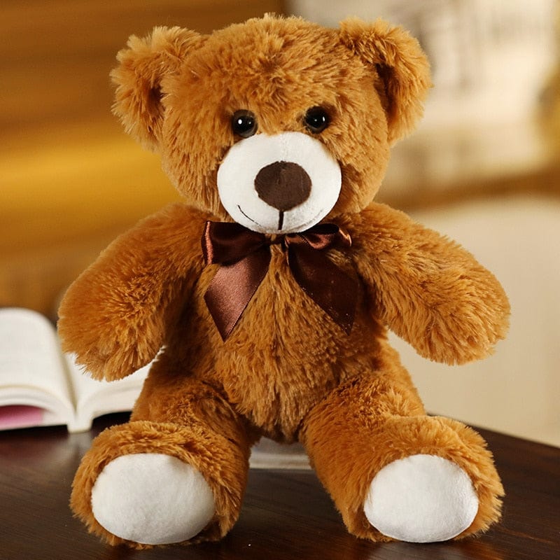Ours en peluche mignon et petit