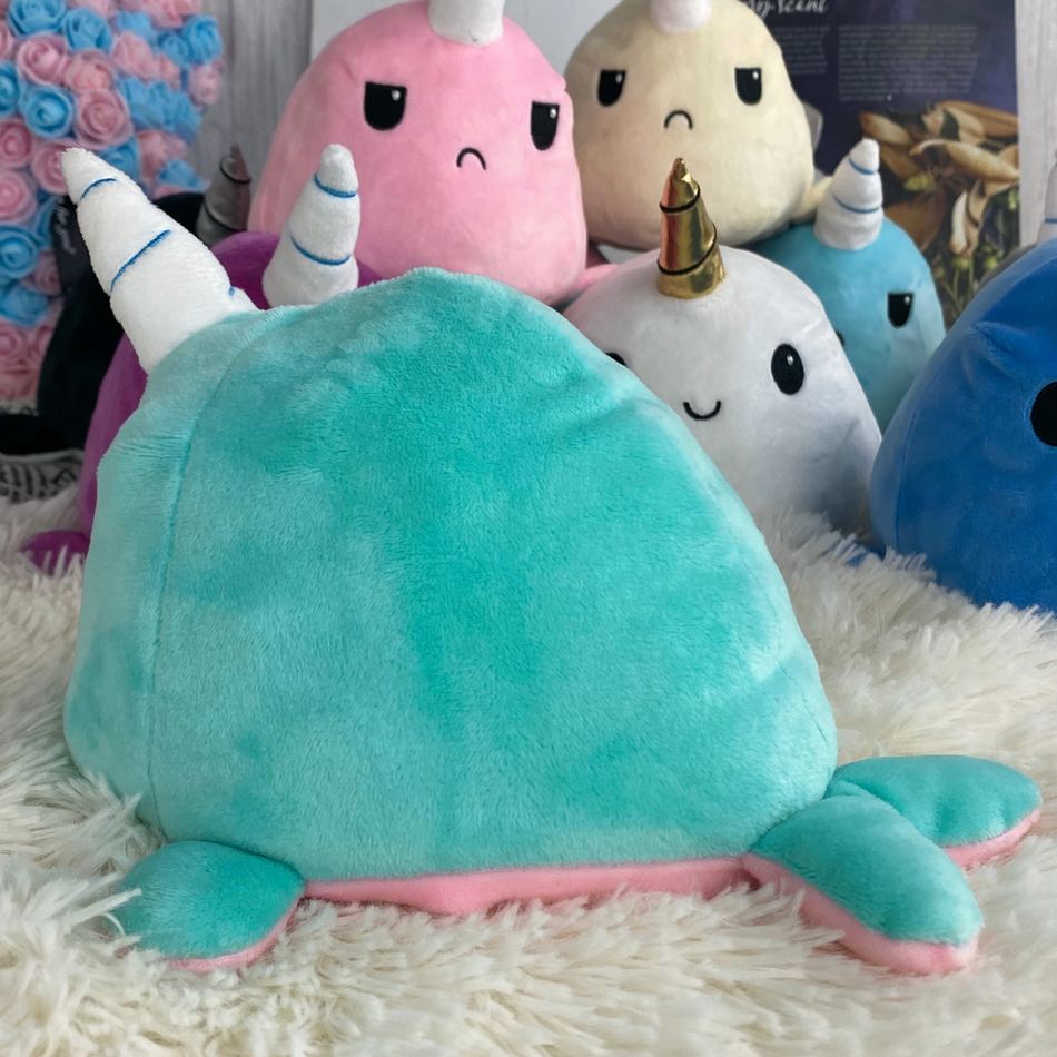 Peluche baleine licorne verte douce enfant magique