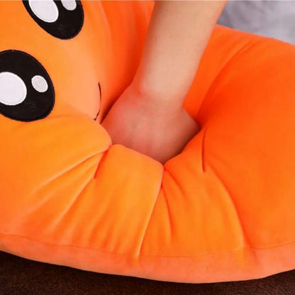 Peluche carotte géante douce timide décoration chambre