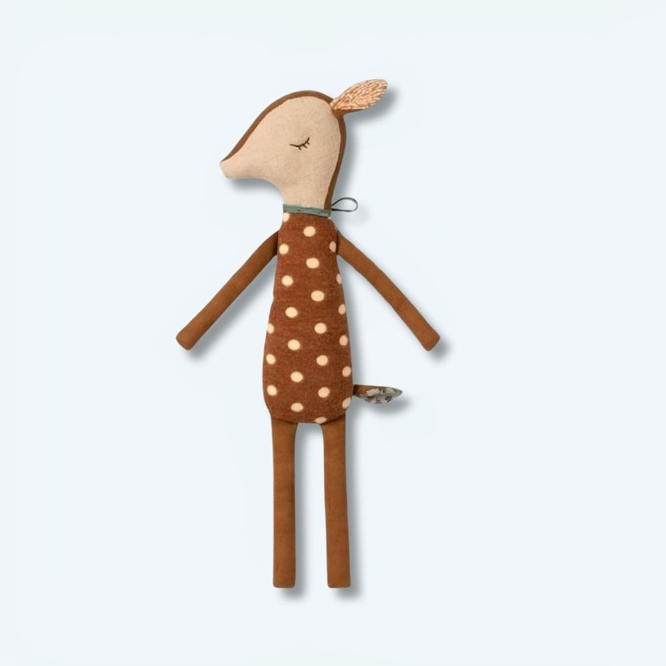 Peluche cerf doux hiver enfant câlin en velours