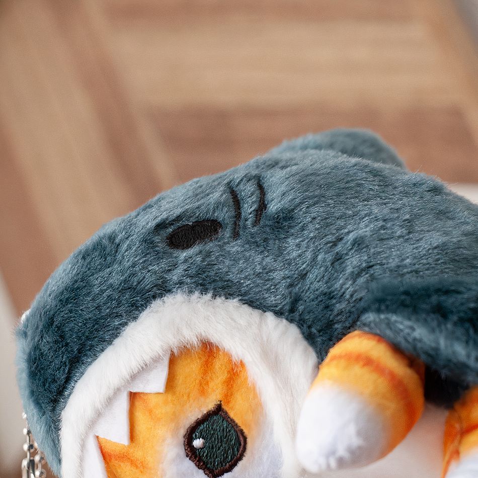 Peluche chat requin doux câlin enfant déguisement amusant