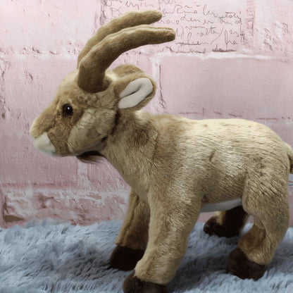 Peluche chèvre de montagne douce câline hiver alpin