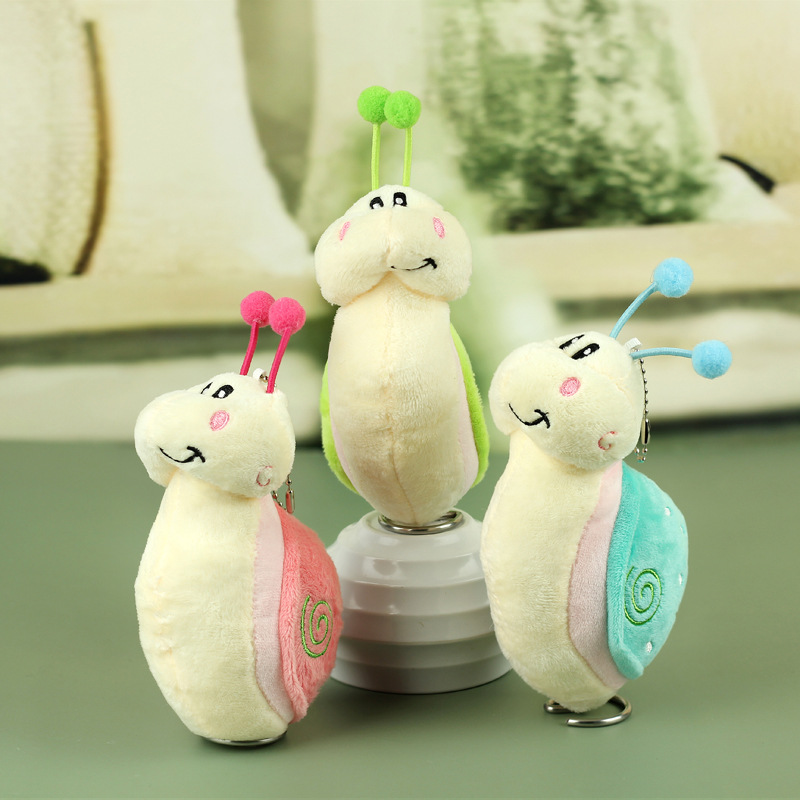 Peluche escargot doux surprise enfant câlin amusant