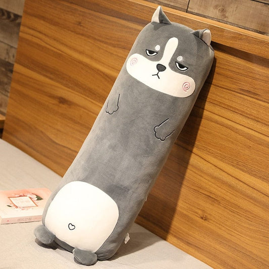 Peluche loup géante fatigué