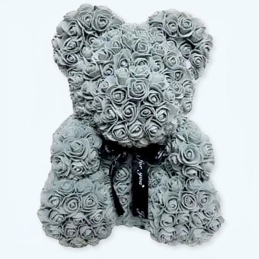 Peluche ours grise fleurie douce pour décor romantique