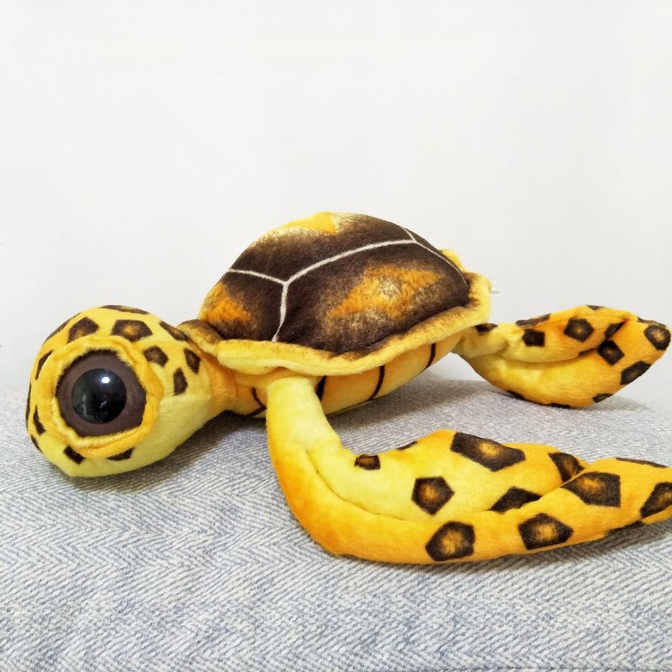 Peluche tortue grands yeux douce câline doudou enfant