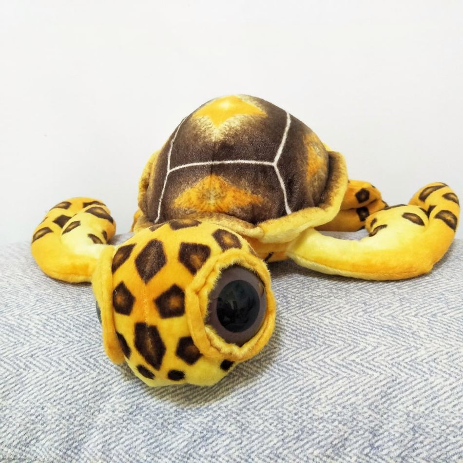 Peluche tortue grands yeux douce câline doudou enfant